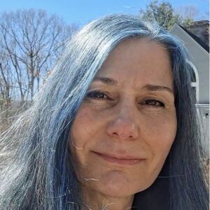 blue hair color in sunlight